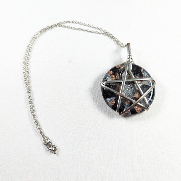 Witchy silver plated pentagram pentacle pendant on metallic flaked glass - Picture 3 of 5
